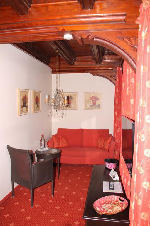 Romantik Im Hotel Villa Roehl Timmendorfer Strand Quarto foto